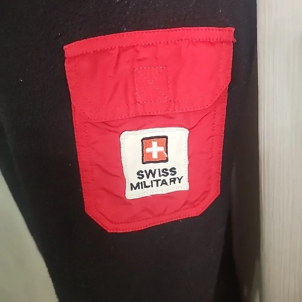 SWISS MILITARY Mens 1/3 Zip Pullover Size Med Black Insulated Fleece No Cord